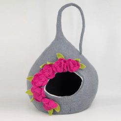 Handmade Wool Tendril Cat Cave Bed – 40 cm Felted Cat House with Pink Flowers